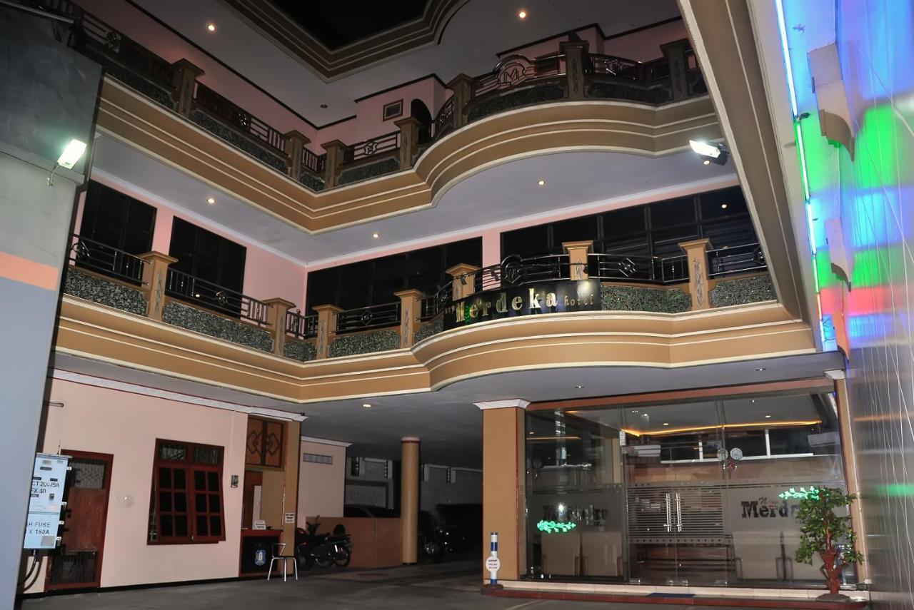 New Merdeka Hotel Jembel Zewnętrze zdjęcie